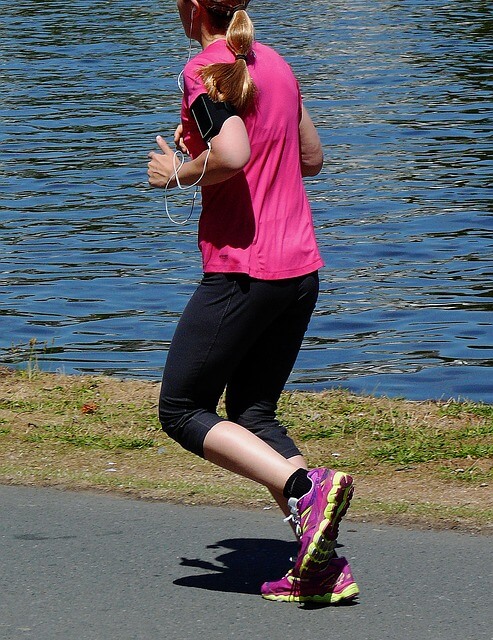woman-Jogging-ongaku